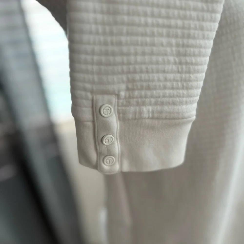 Talbots Classic White quilted pullover Turtleneck Sweater - Picture 7 of 9